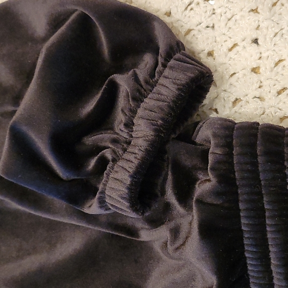 Vintage, Teddi Velveteen ladies jacket. Sz Medium - Picture 7 of 7